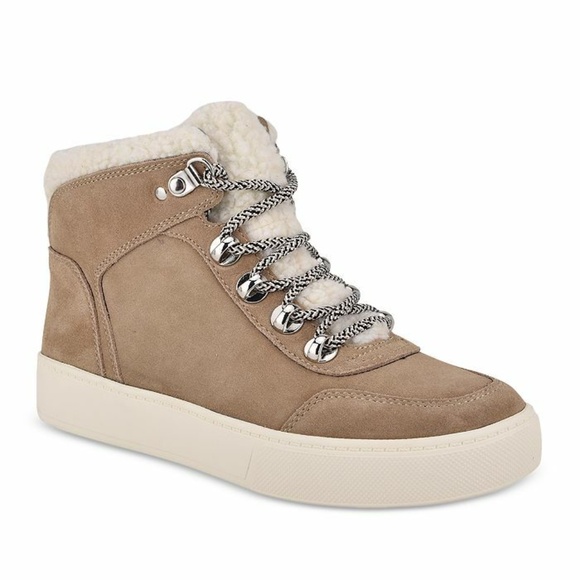 Marc Fisher LTD SUMMA ACTIVE LACE UP SNEAKERS LIGHT NATURAL SUEDE Size 8.5 $150 - Picture 1 of 11